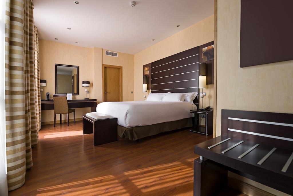 B&B Hotel Madrid Фуенлабрада Екстер'єр фото